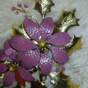 VINTAGE THIN BRASS POINSETTIA DECOR
